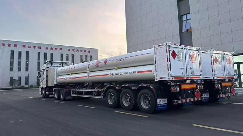 9 Pipes CNG Tube Trailer