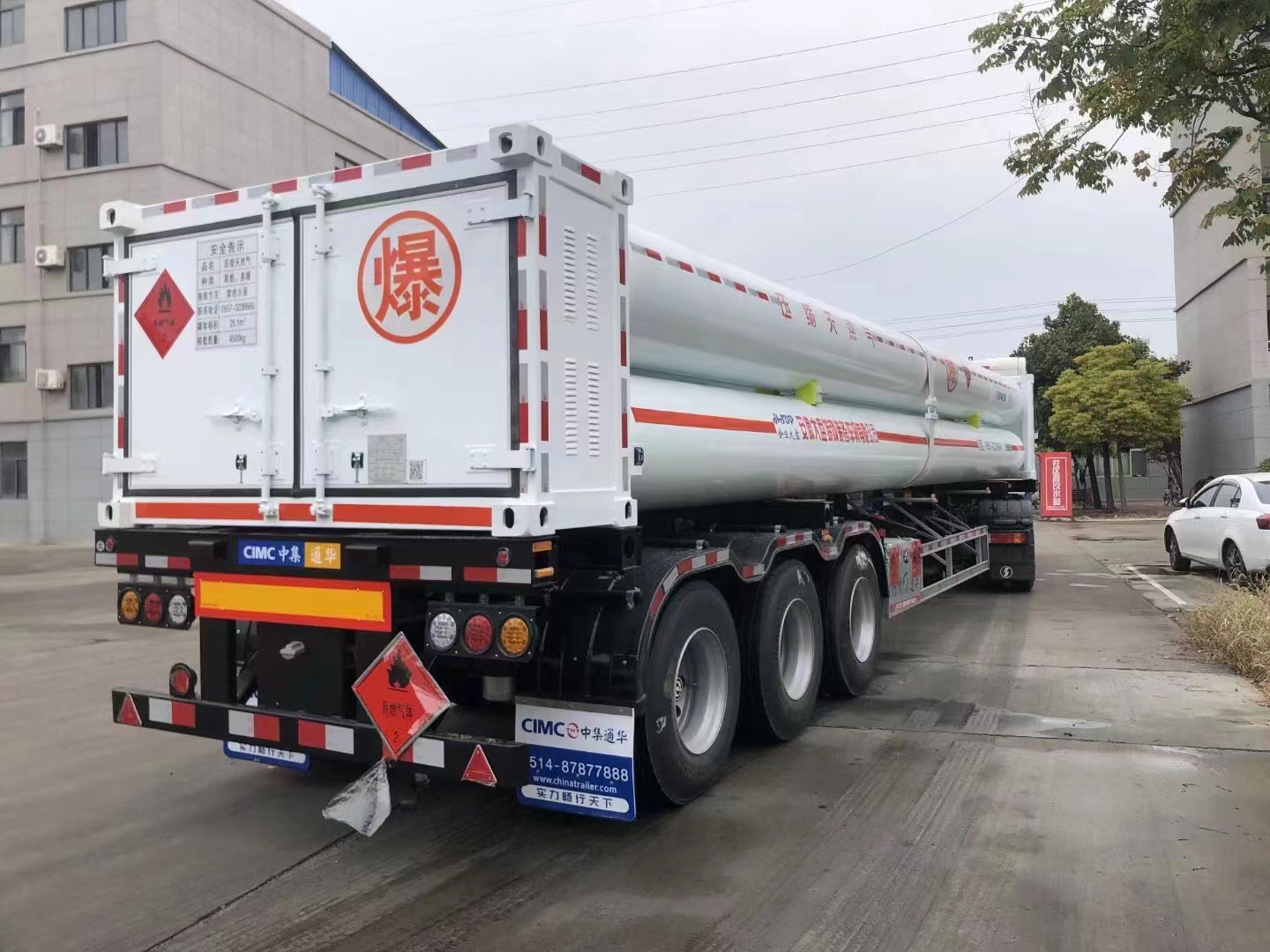 9 Pipes CNG Tube Trailer​