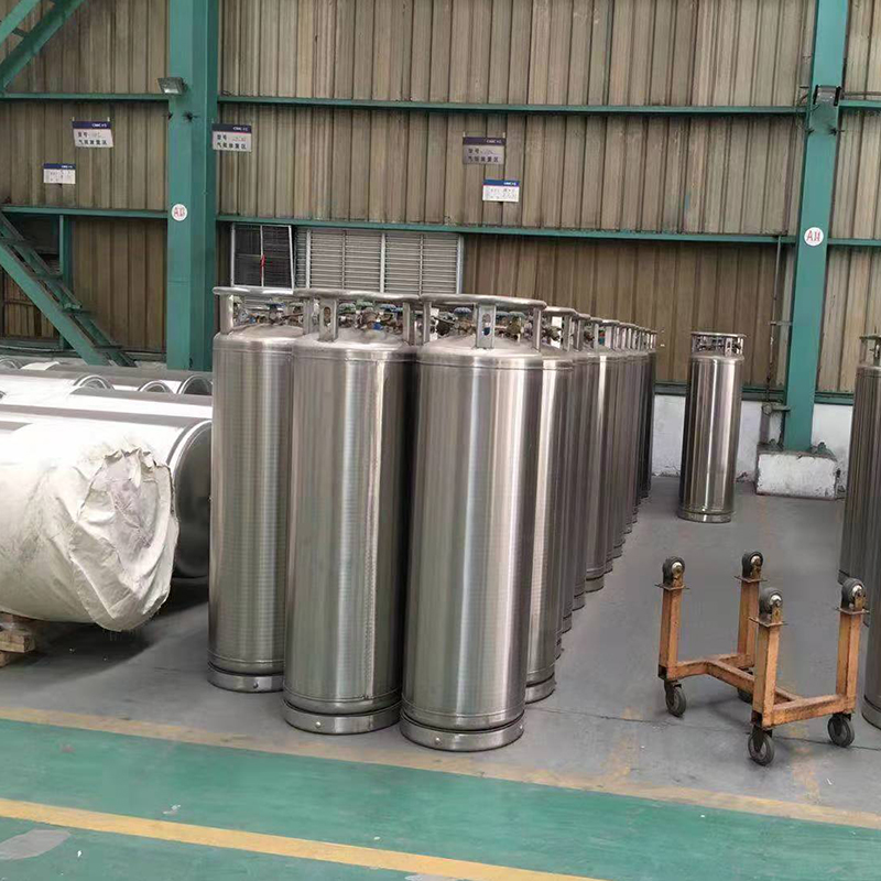 Vacuum-Insulated 175L Dewar Flask